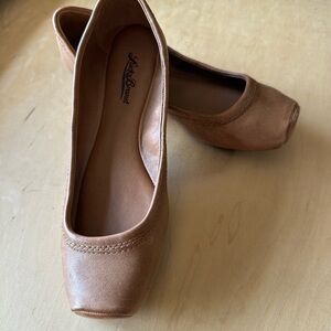 Lucky Brand Emmie Tan Square-Toe Ballet Flats